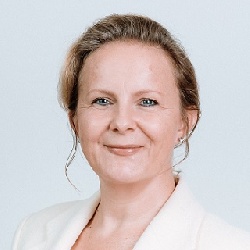 Bettina Reisenauer, profesora particular en Puerto De Santa Maria, El